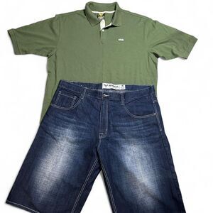 Avirex Men's Blue and Green Shorts
